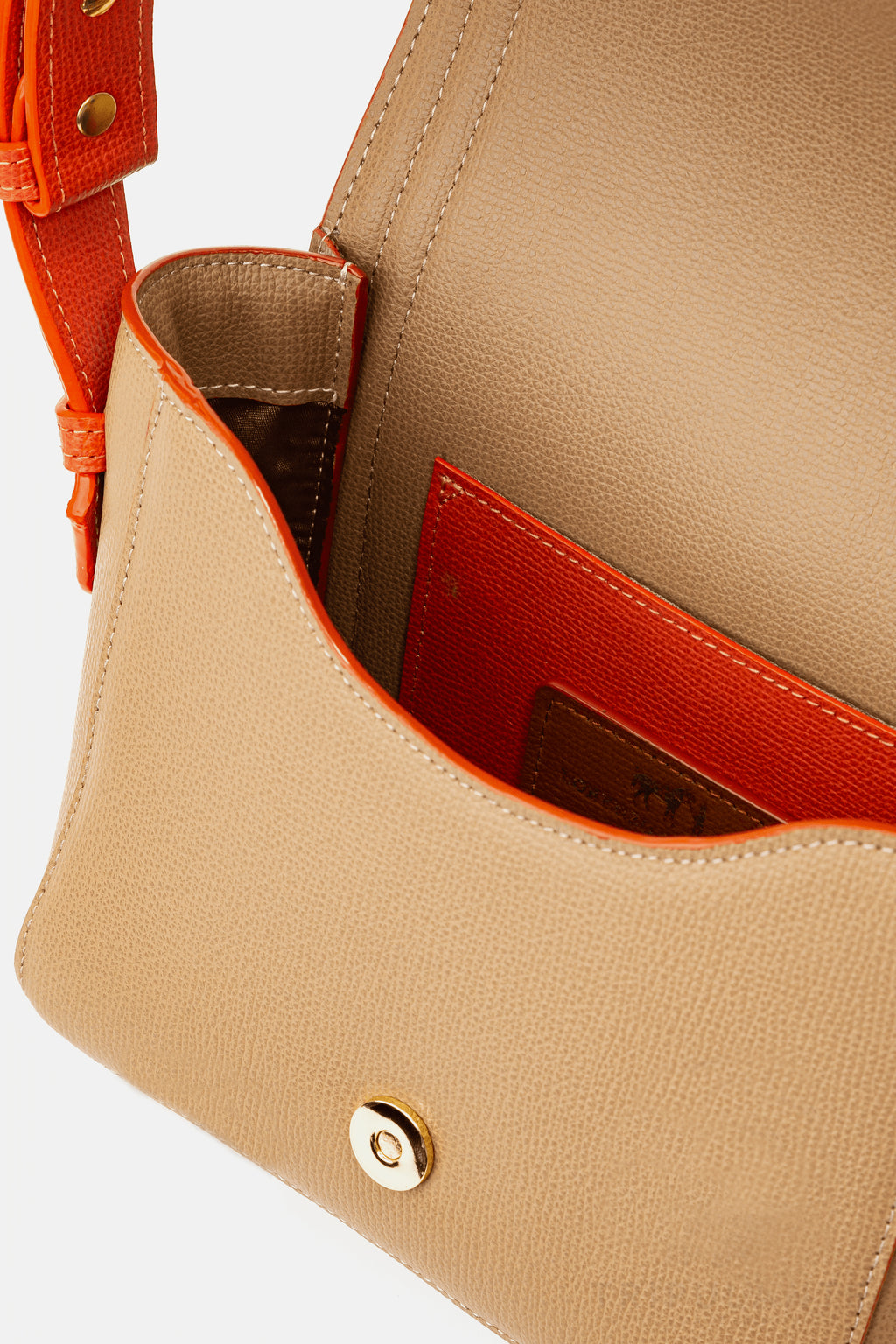Crossbody VII - Fall